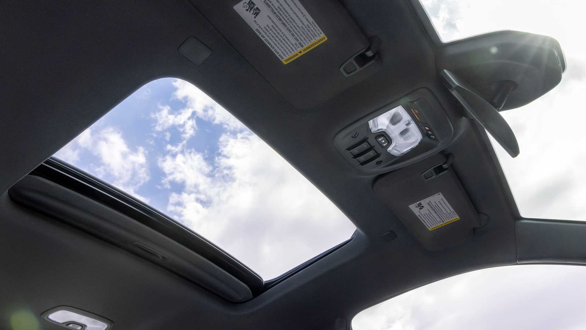 通用进口平台“道朗格”上线，引入悍马EV、索罗德、科尔维特等车