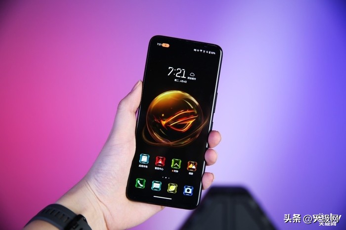 rog游戏手机7和7pro有什么区别,rog7pro游戏手机测评