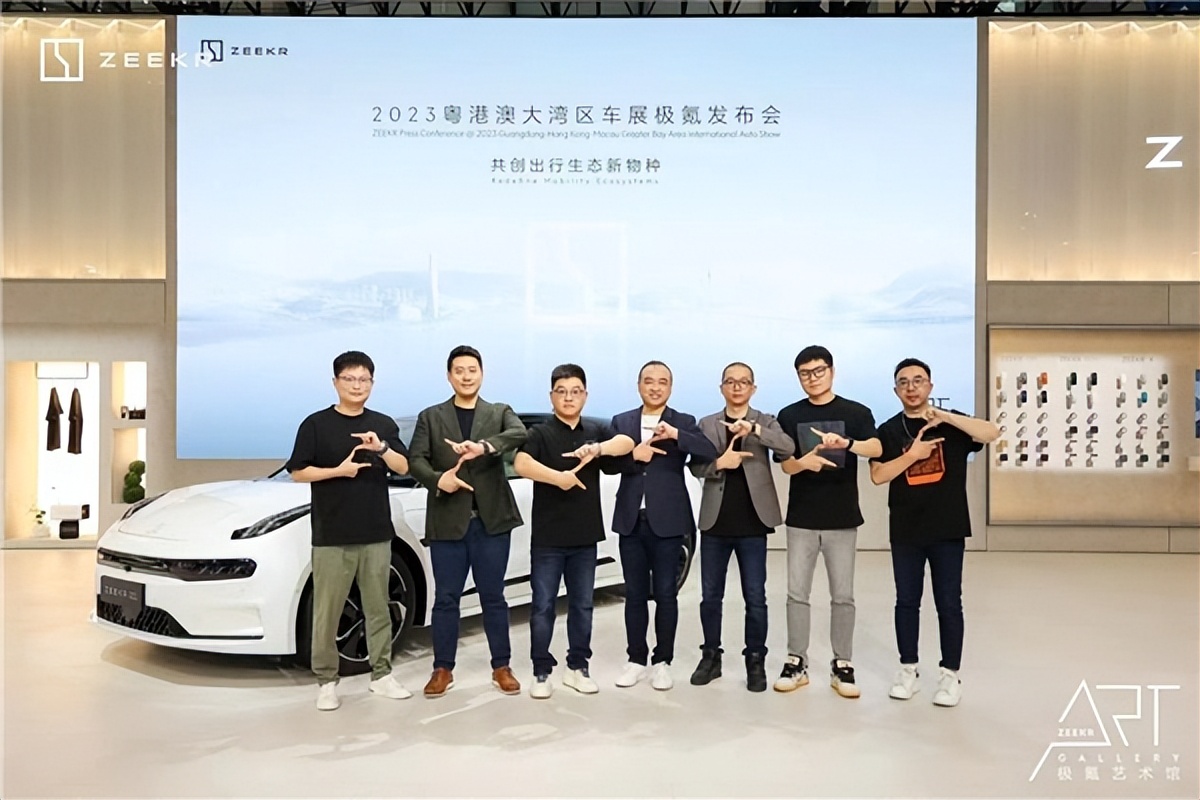 鏋佹蔼1200w绉诲姩鐢垫簮,鏋佹蔼鏃犵嚎鍏呯數绉诲姩鐢垫簮