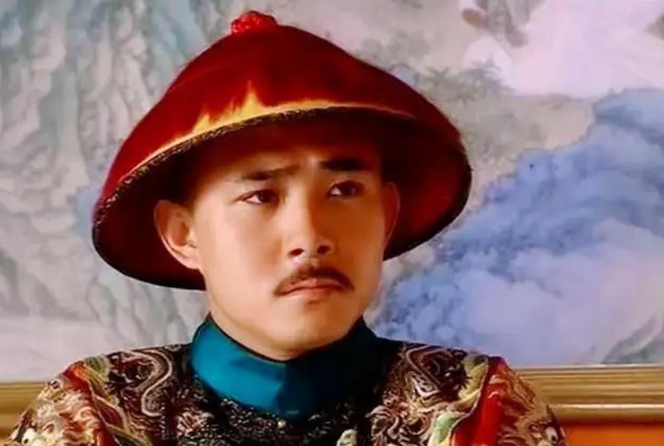 嘉庆被立为太子时，乾隆让他去祭拜早逝的哥哥永琏，有何深意