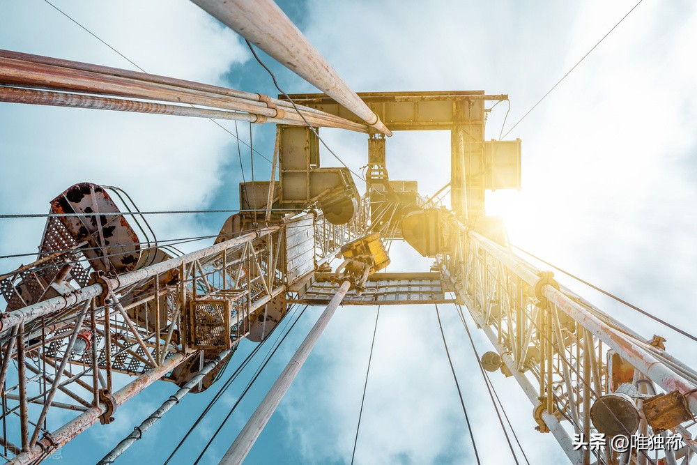 美原油期货负值分析,美原油下跌利好哪些股