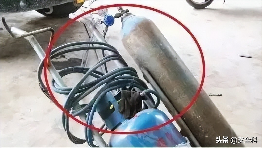 乙炔瓶与氧气瓶的安全距离,乙炔和氧气瓶安全距离是多少
