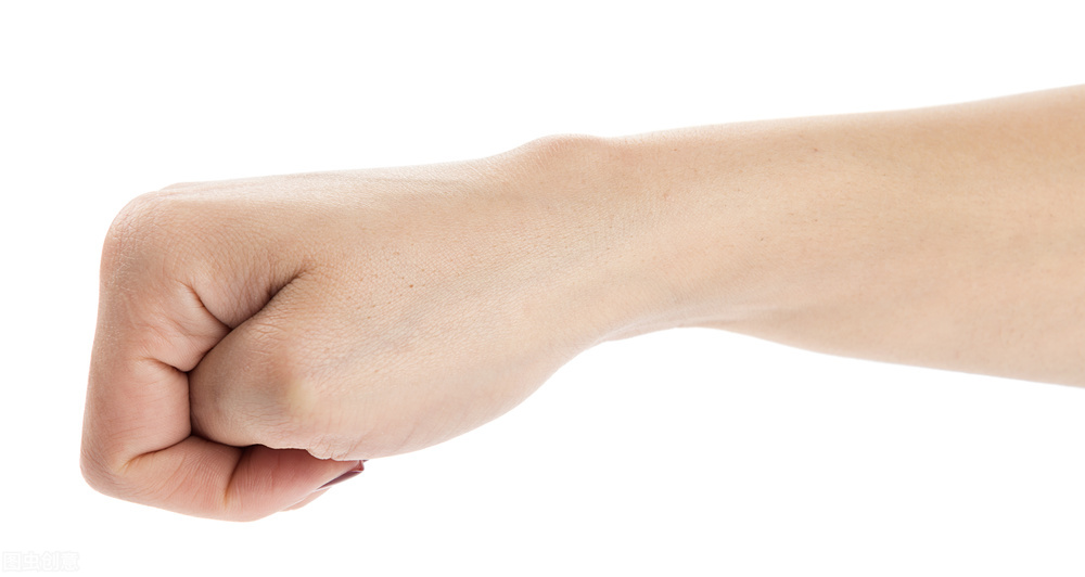 皮肤上凸起的“包”,不痛不痒是囊肿、结节?可能是这8种情况