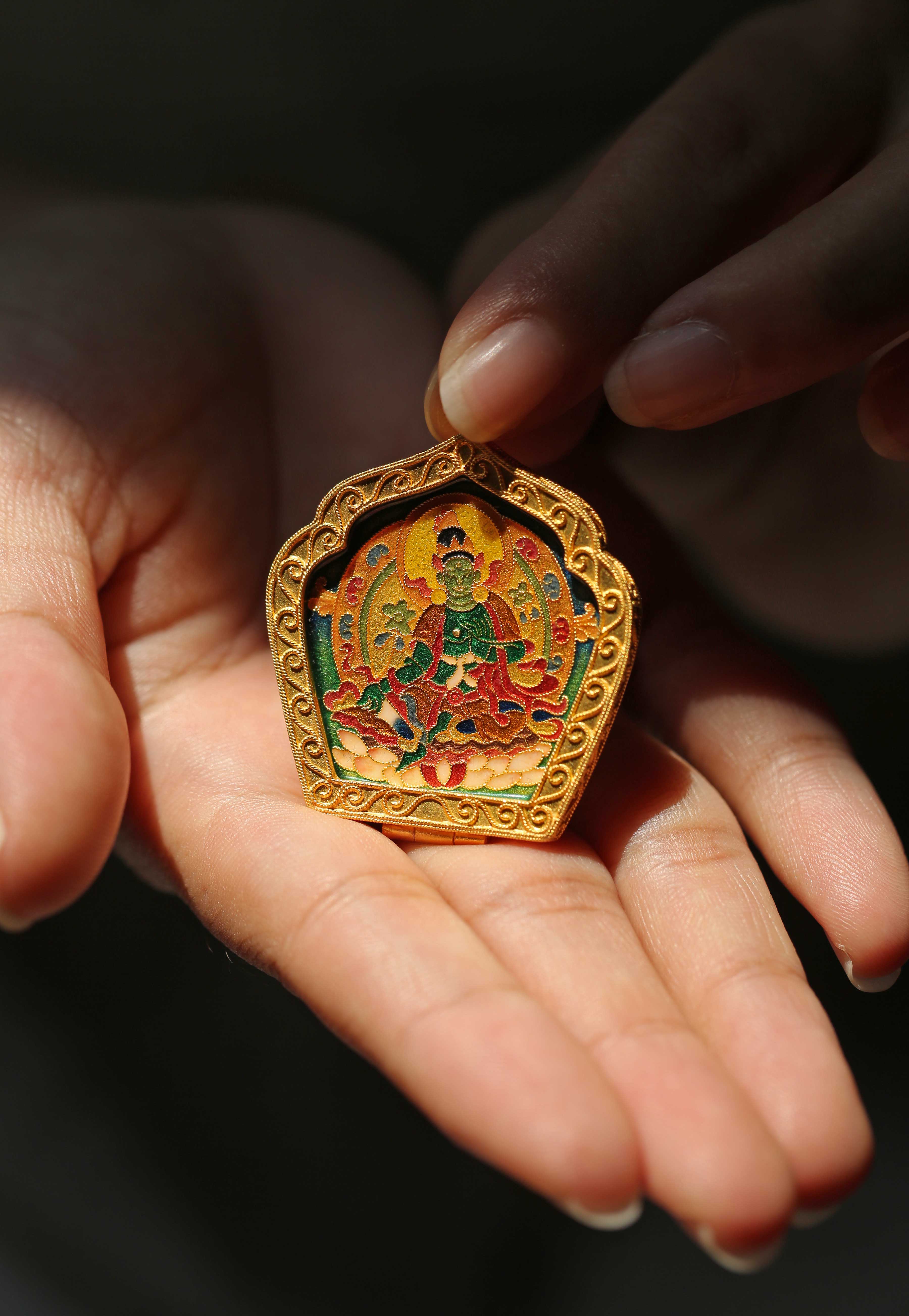 诠释古法黄金的高贵神韵,顶级黄金艺术