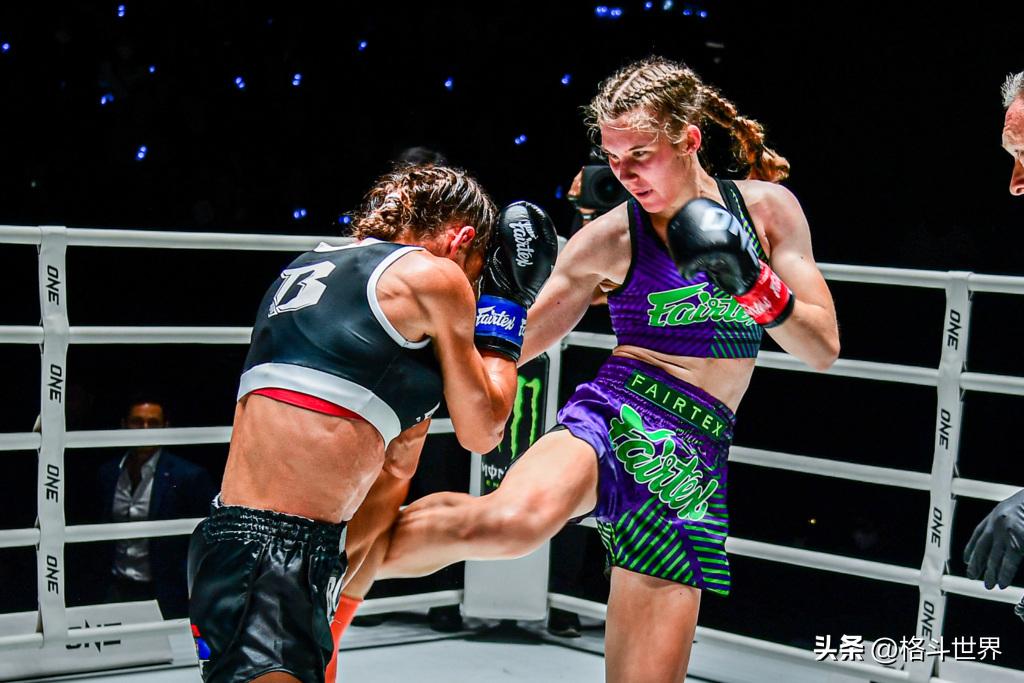 ONE周五格斗夜18!泰拳冠军桑德尔赢下踢拳首秀,西亚萨拉尼获胜