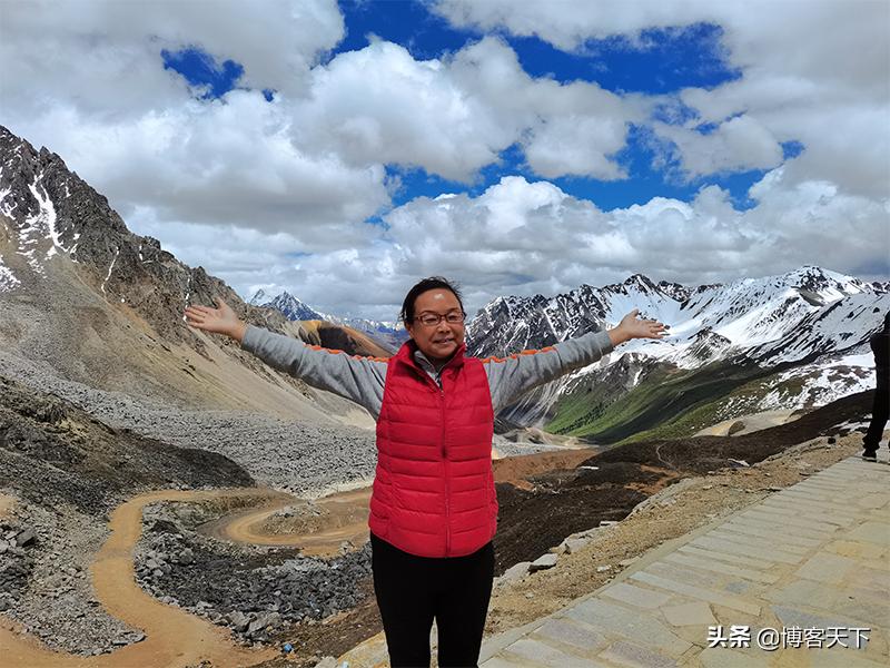 为什么现在女人都一个人旅行,她们为什么都喜欢去西藏旅游