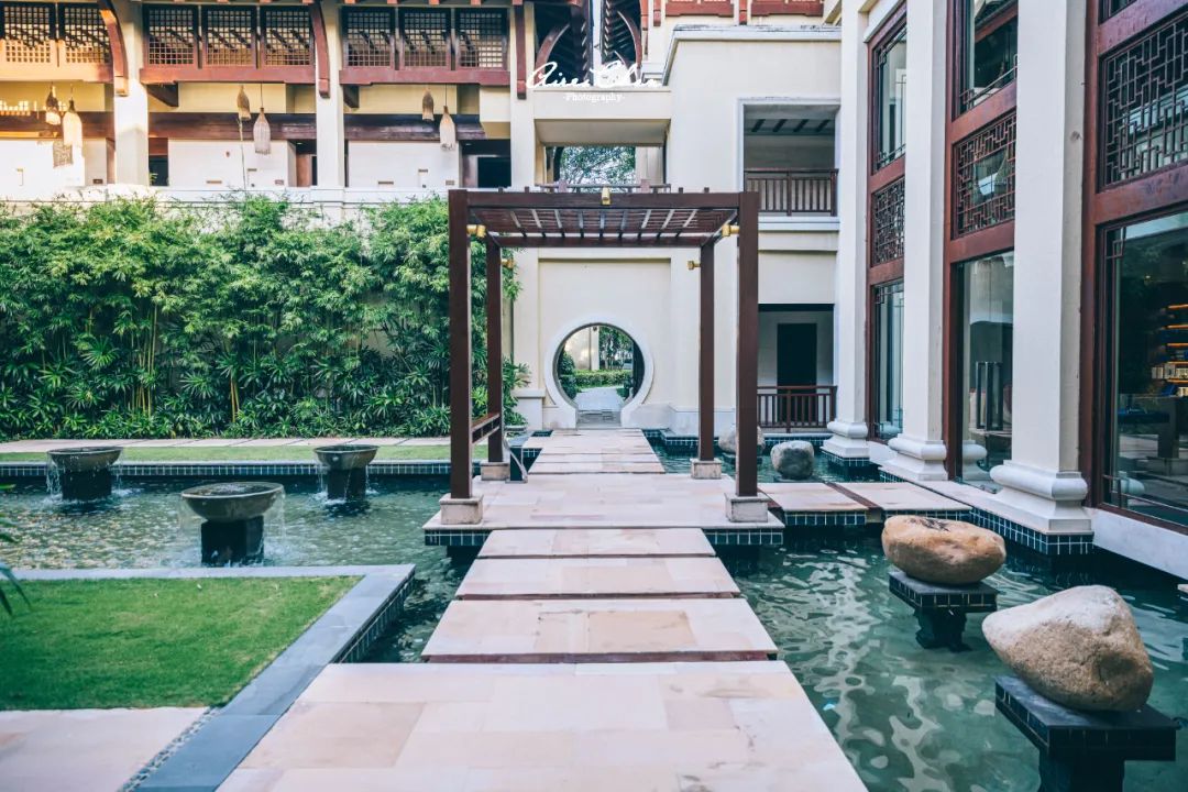 丽思卡尔顿奢华之旅,丽思卡尔顿度假村