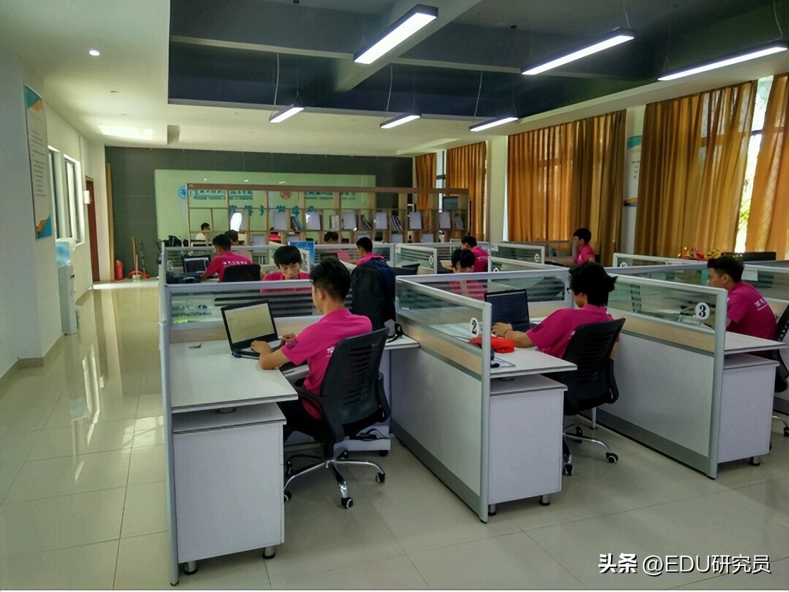 重庆交通职业技术学院校企合作,重庆市职业学校校企合作申报