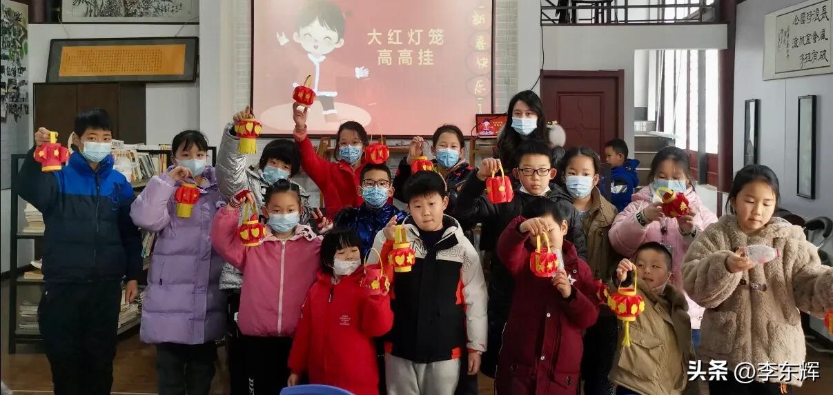 社区青少年做春节灯笼活动,社区开展未成年手工制作灯笼活动