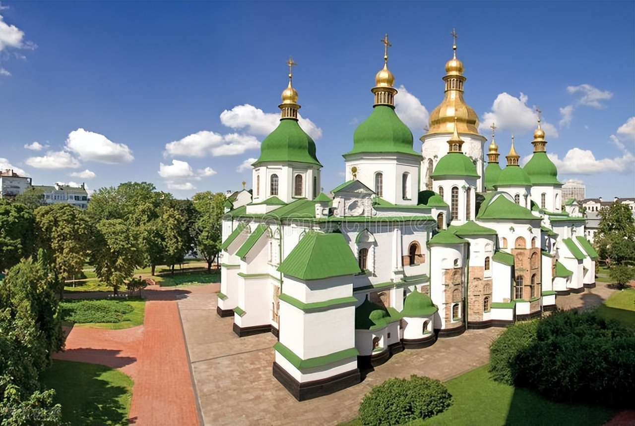 世界十大奇迹乐山大佛,万里长城vs乐山大佛