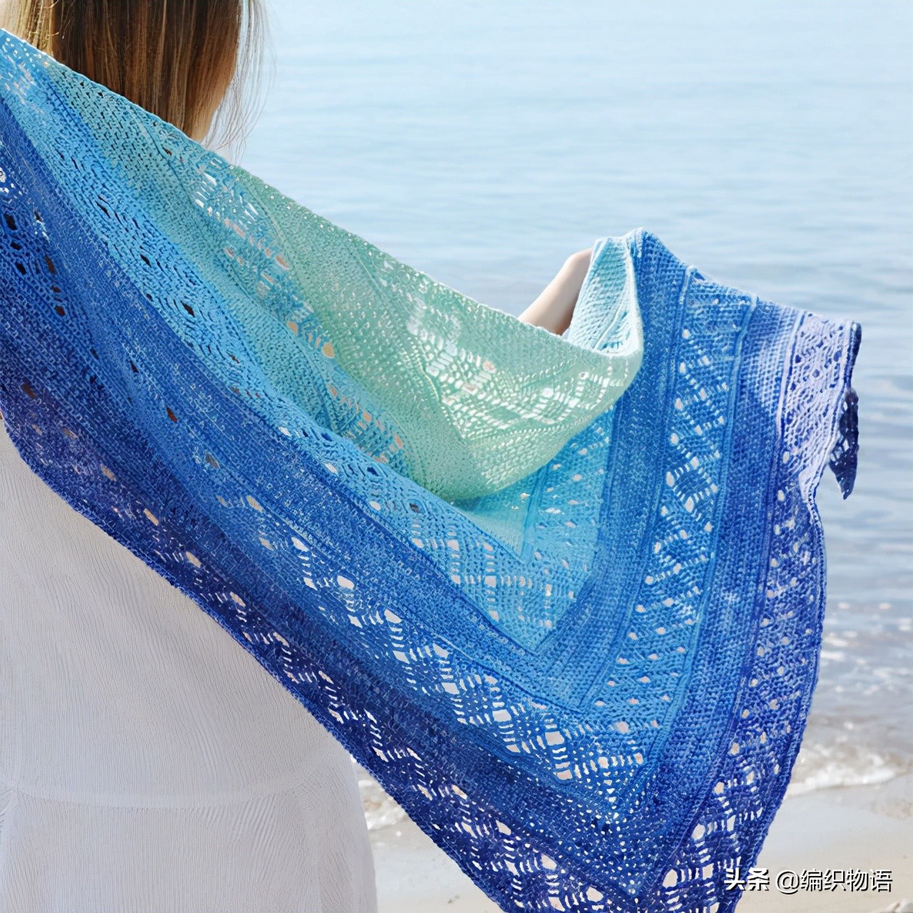 特漂亮又大方的一款披肩怎样钩的,踏青钩针披肩教程