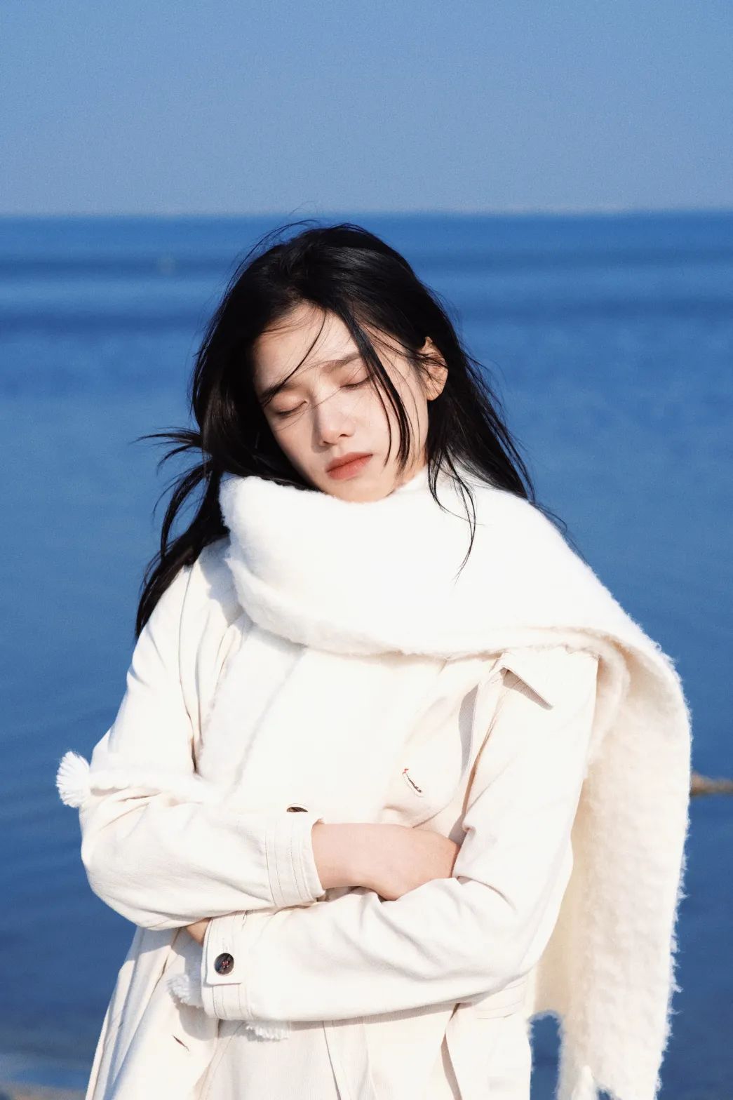 今年冬天流行显脸小的新款发型,今年流行的冬季发型减龄