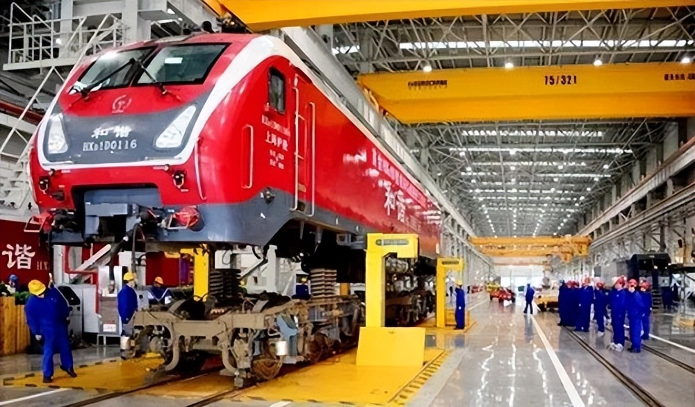 男生中专学什么专业以后不会淘汰,男生热门专业排名前十名单