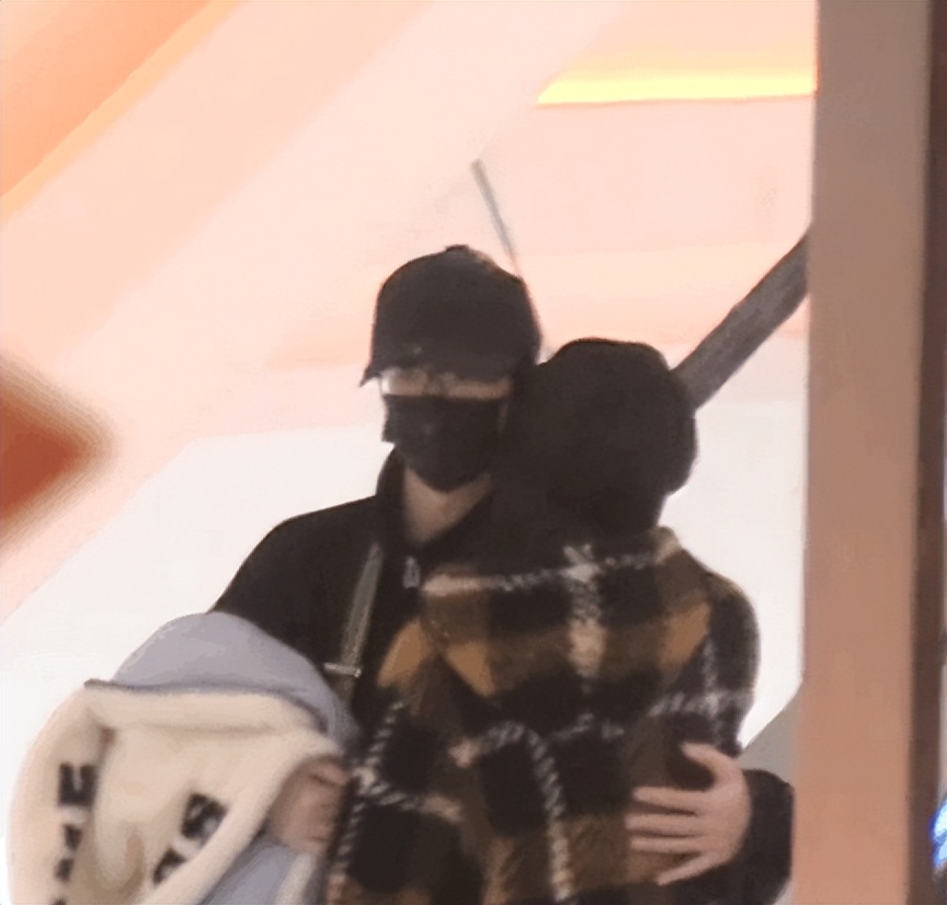 许嵩的恋情进展如何,许嵩相差几岁