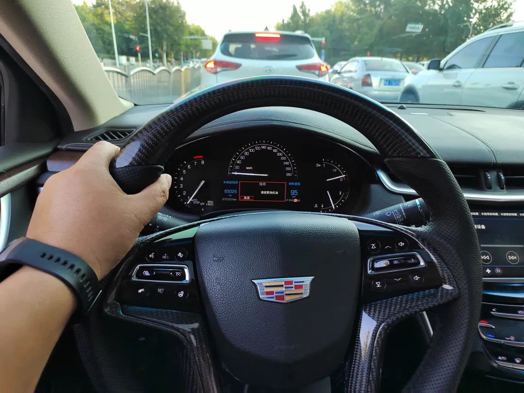 手握十几万，放弃BBA,凯迪拉克给你次高性价比购买中大型车的机会