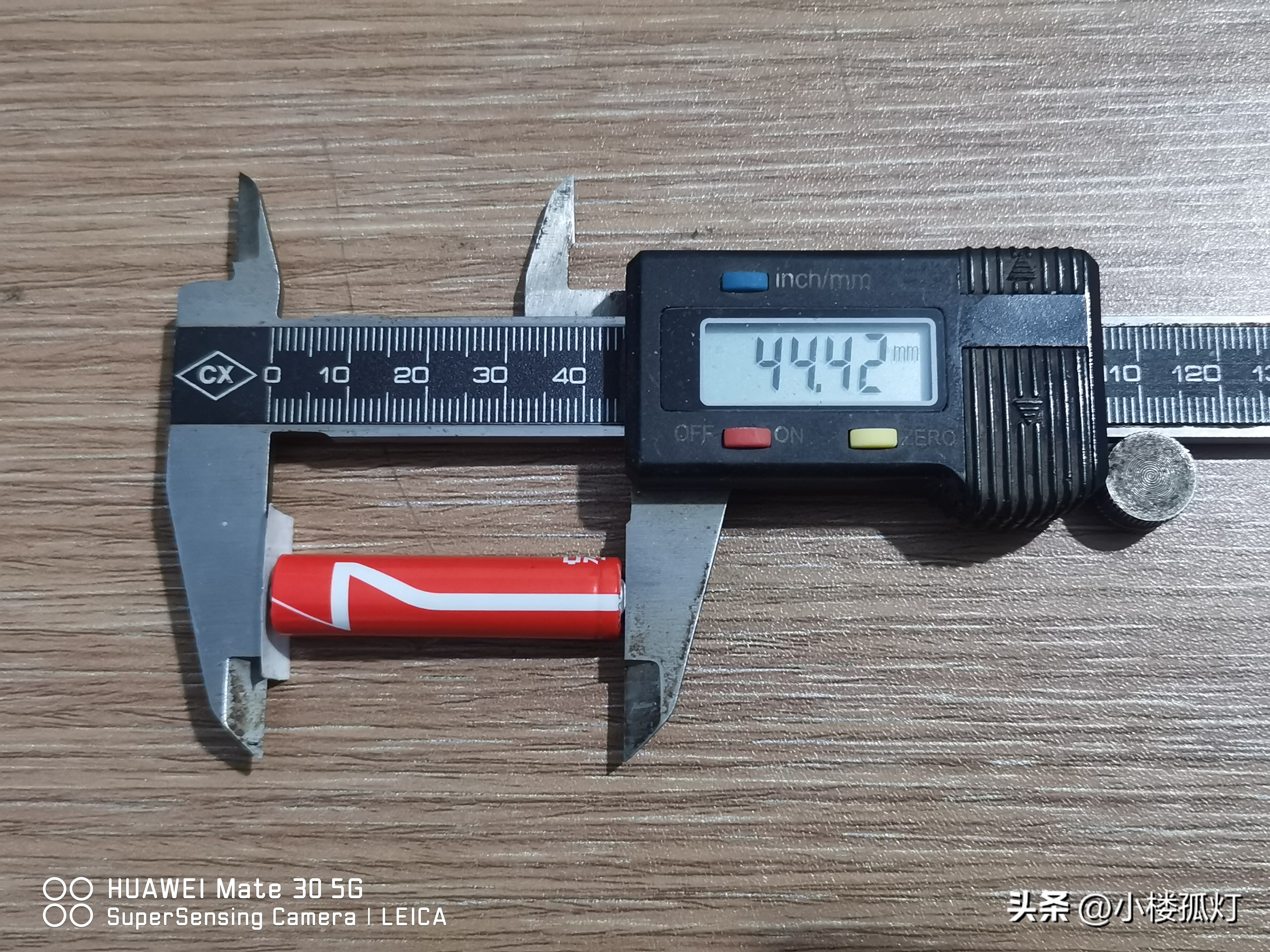 凌力电池5号是碱性电池吗,凌力碱性电池测评