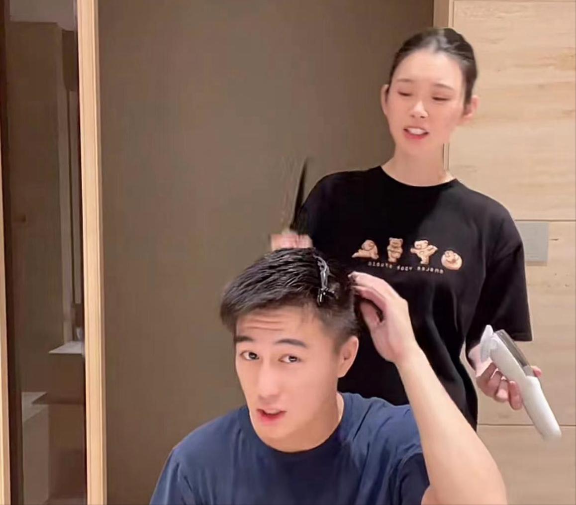 何猷君28岁庆生现场曝光,何猷君生日蛋糕数字