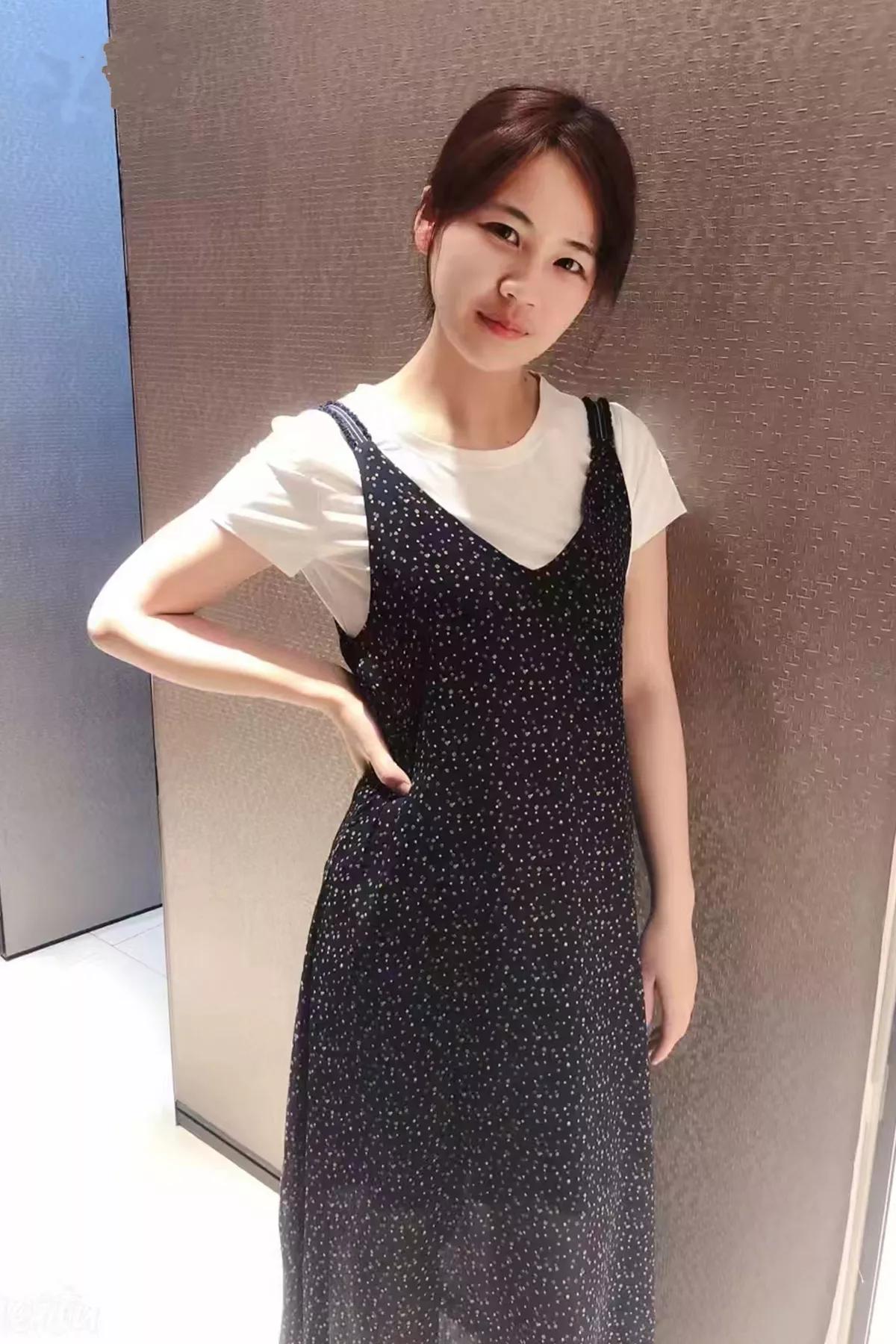 靠捡破烂赚钱暴富的女人,农村妇女捡破烂一年赚了300万