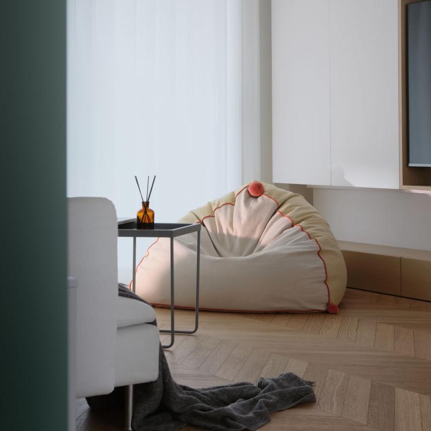 为热爱烘焙的女主人，打造对称大厨房，用清新绿色装点空间