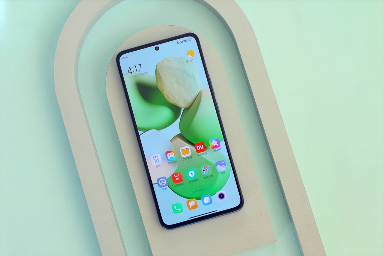 跟苹果14能相比的国产手机哪个好,目前这4款手机最值得买