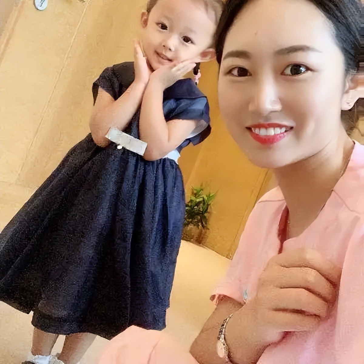 5.12护士节优秀护士颁奖,护士节最美护士评选