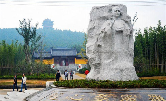 鍚夋灄濂冲瓙鍒伴娓綋灏煎,鍚夋灄濂冲鍦ㄩ娓綋灏煎