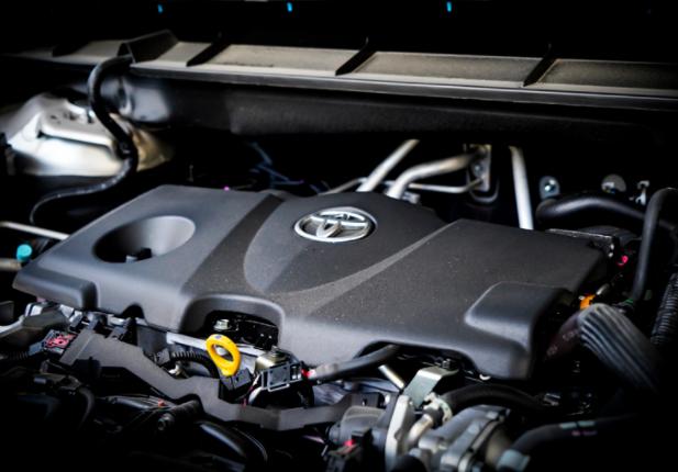 汉兰达混动与纯油版测试,试驾全新混动汉兰达