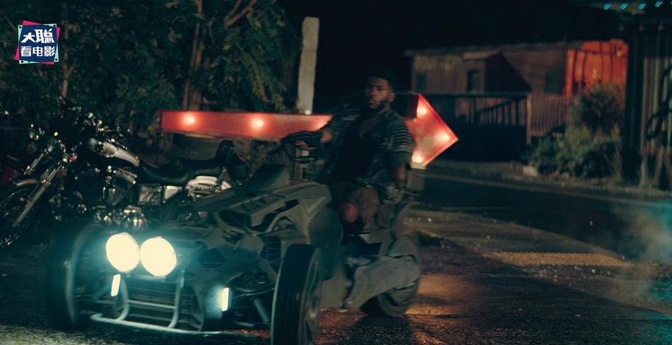 诺兰烧脑科幻《边缘世界》第1集解析!一书一台词给出影集世界观