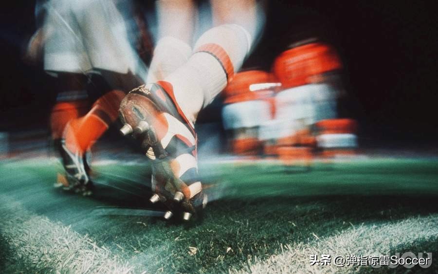 脚感最棒的阿迪达斯足球鞋,阿迪达斯猎鹰足球鞋特点