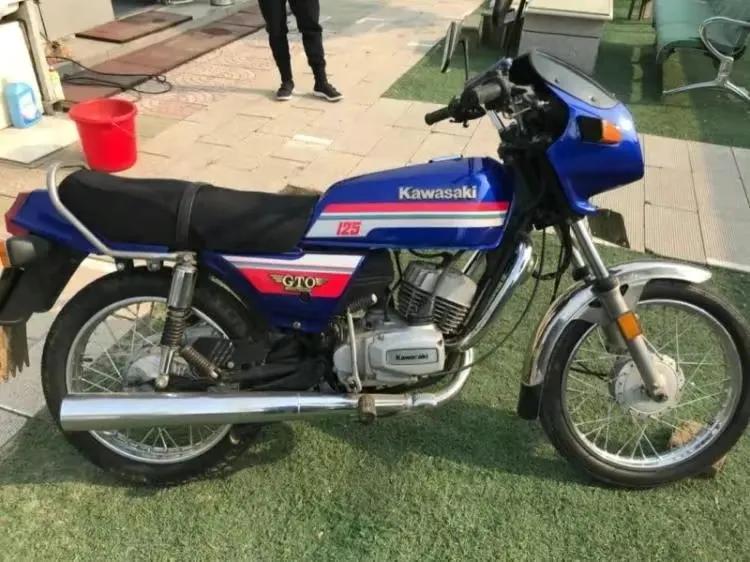 为什么都喜欢本田cg125老款摩托车,经典情怀cg125本田摩托车