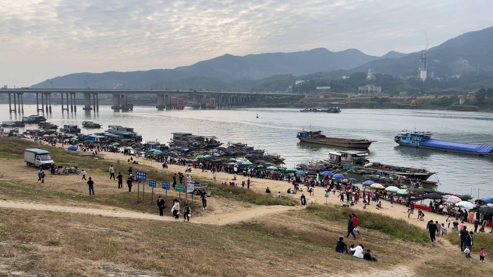 你有多久没“趁墟”了？看看广州以及周边有哪些热闹的传统墟市