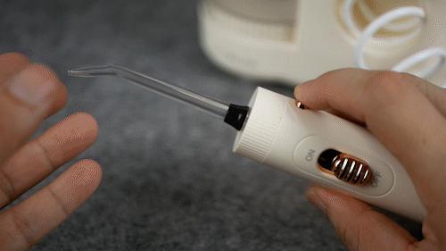 全家人的深层口腔清洁保障，OcareLink智能家庭款冲牙器