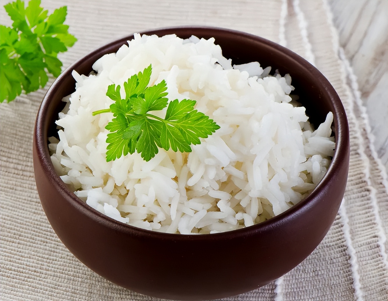 集成灶蒸米饭的正确方法,集成灶蒸米饭怎么使用