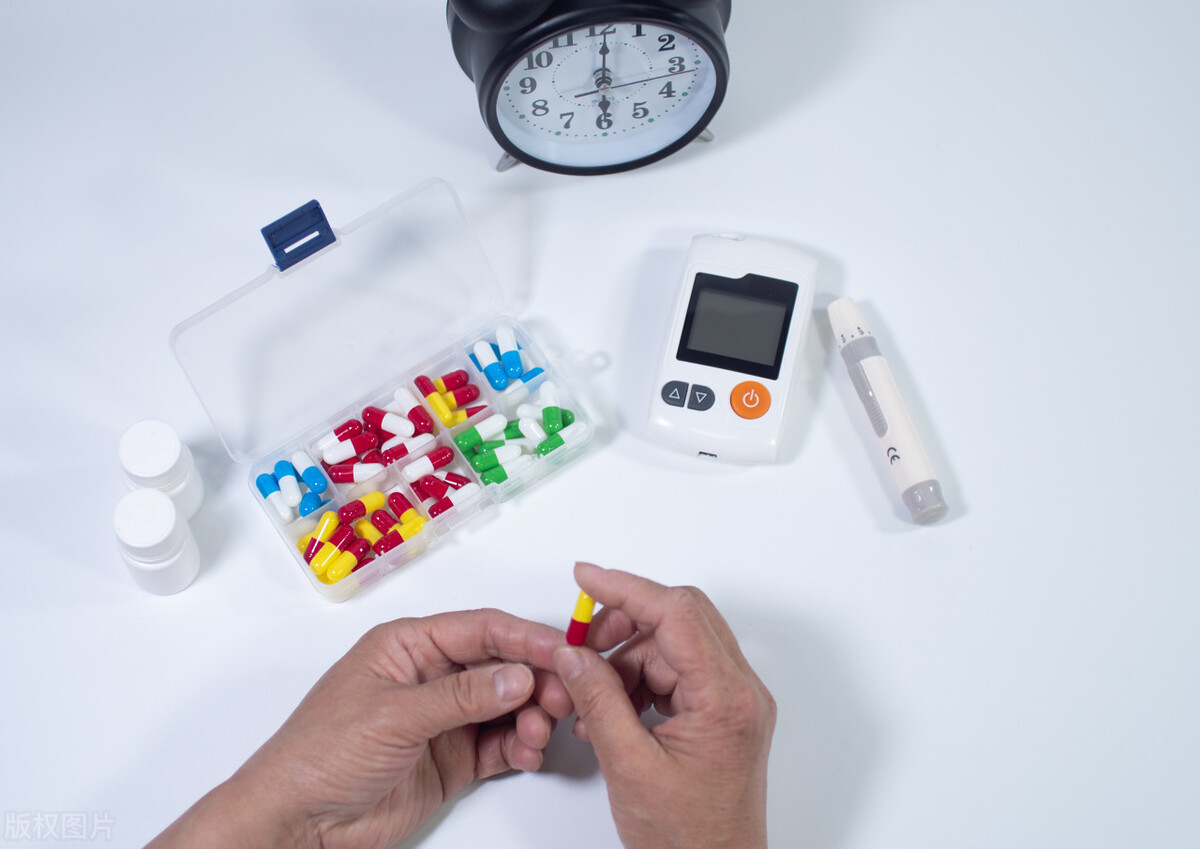 糖尿病血糖正常但皮肤痒怎么回事,糖尿病出现三种情况请马上测血糖