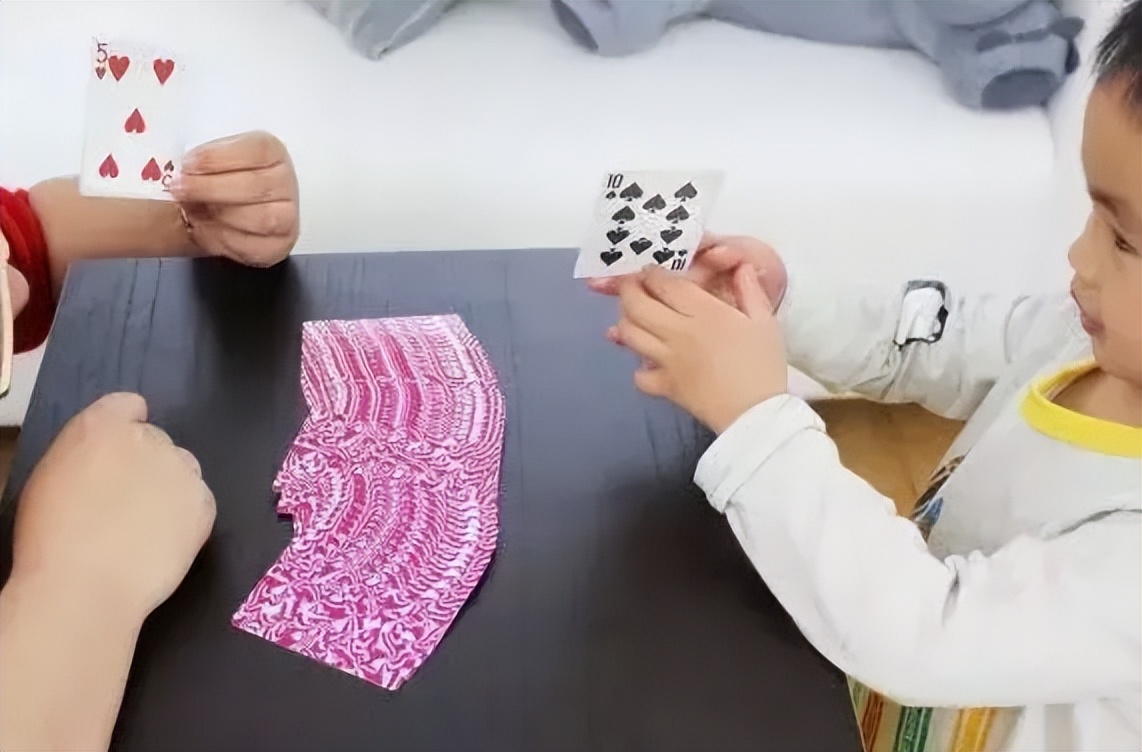 适合6-12岁孩子玩的扑克牌玩法,0-7岁扑克牌数学启蒙