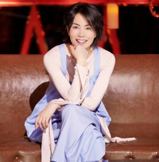 王菲和谢霆锋谈恋爱时候的年龄,王菲谢霆锋分别年龄