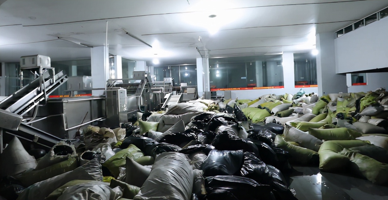 不只是老坛酸菜，还有很多细节值得我们思考