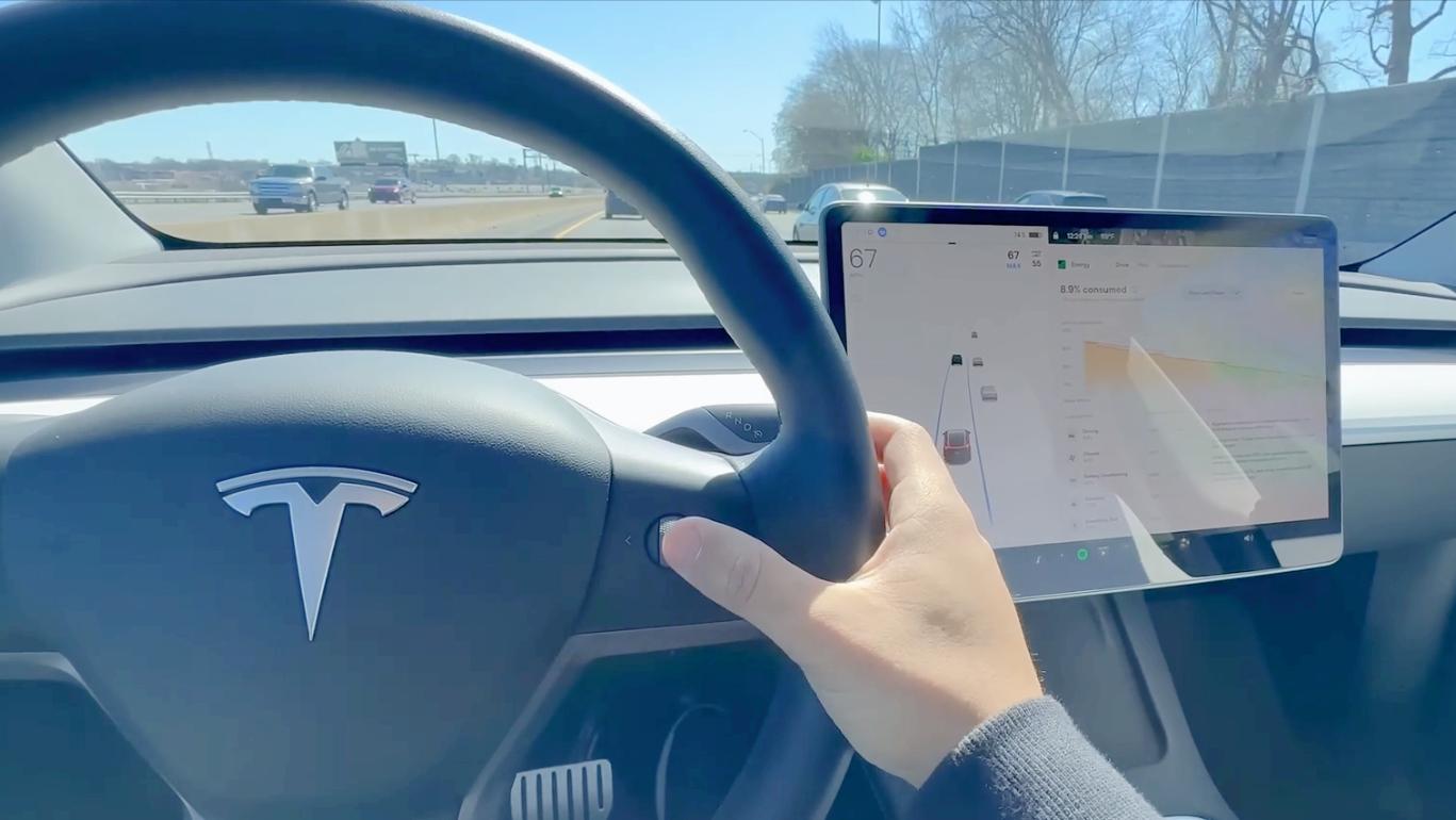 特斯拉神秘代码解锁隐藏功能,特斯拉modely隐藏电量