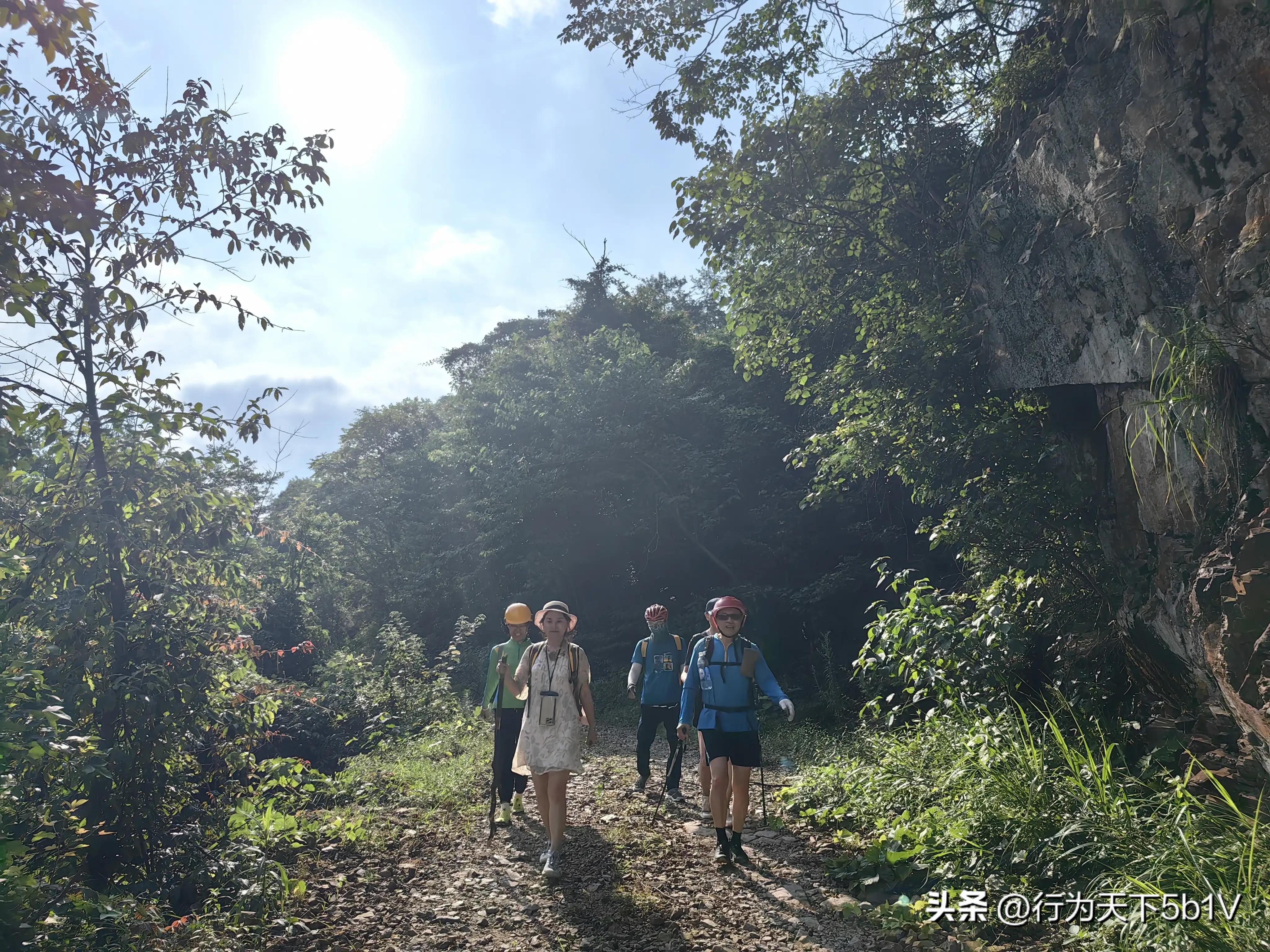 【探秘金紫山下的清凉秘境】行走在资源资江源大峡谷的风景线上