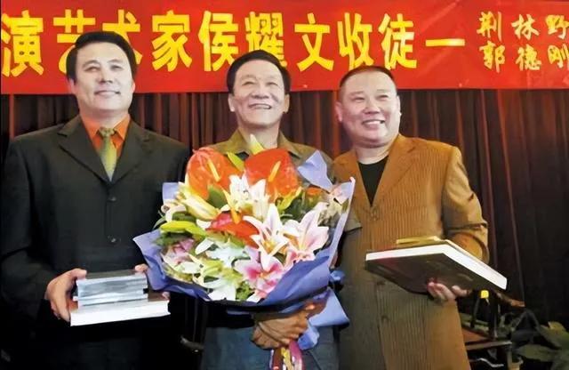 侯耀文大弟子贾伦直播视频,侯耀文说贾伦是大徒弟