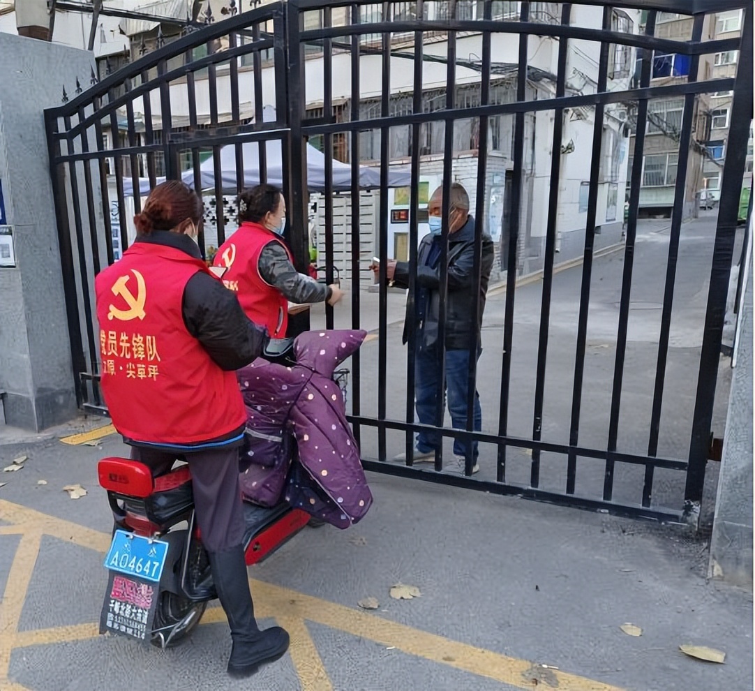 太原市尖草坪区：汇丰街道*党**建“金钥匙”解锁小区治理“幸福密码”