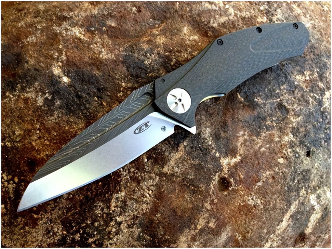 钢铁进化,钢铁进化小说