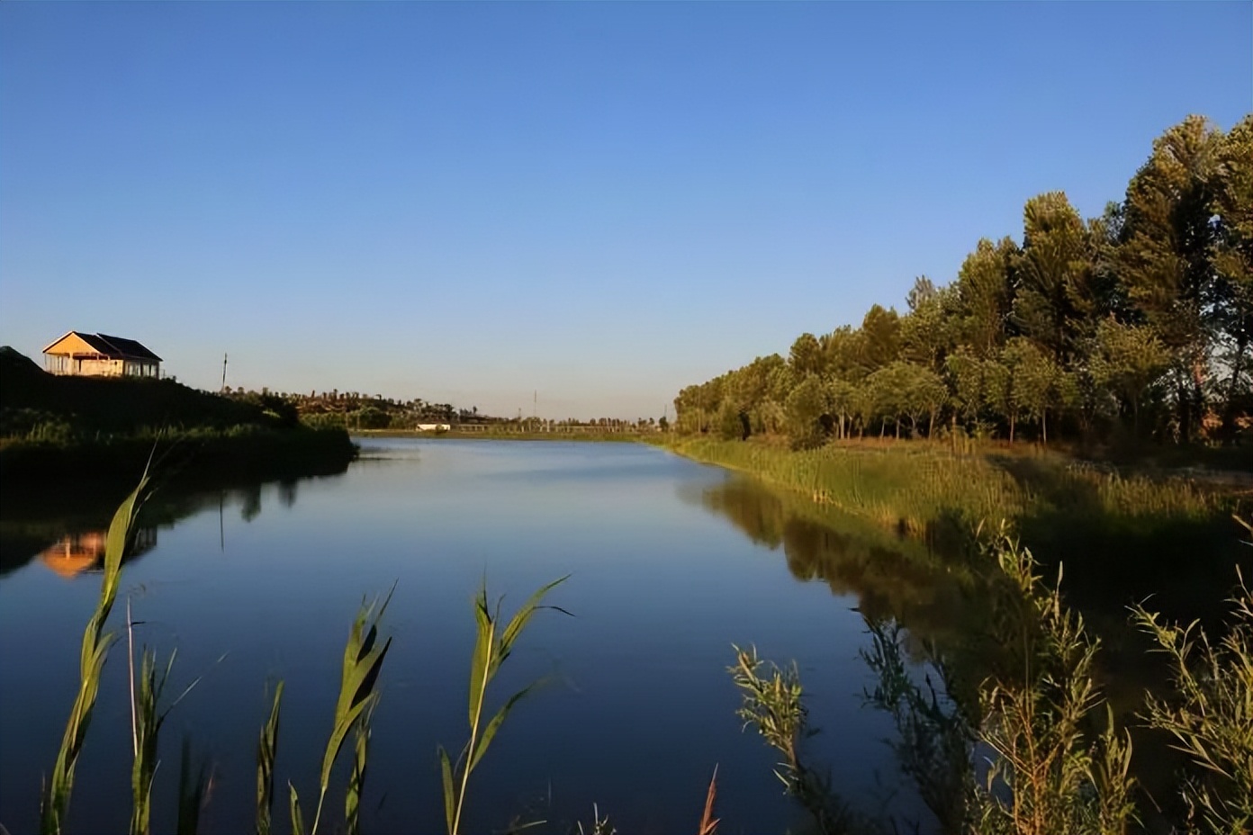 夏天游玩路线,夏天旅游最佳路线推荐