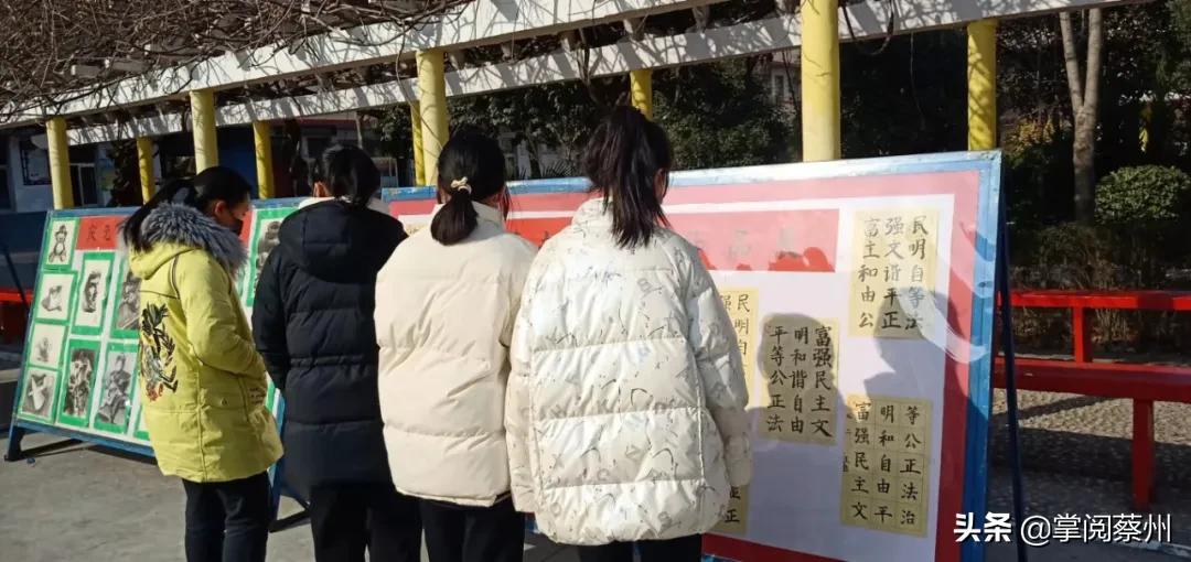 载歌载舞精彩纷呈,载歌载舞迎元宵文艺汇演展风采