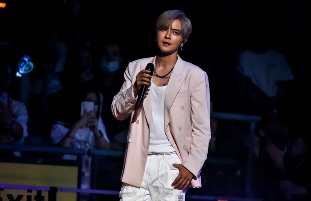 你认为劣迹斑斑的艺人该不该复出 (哪些劣迹艺人准备复出)