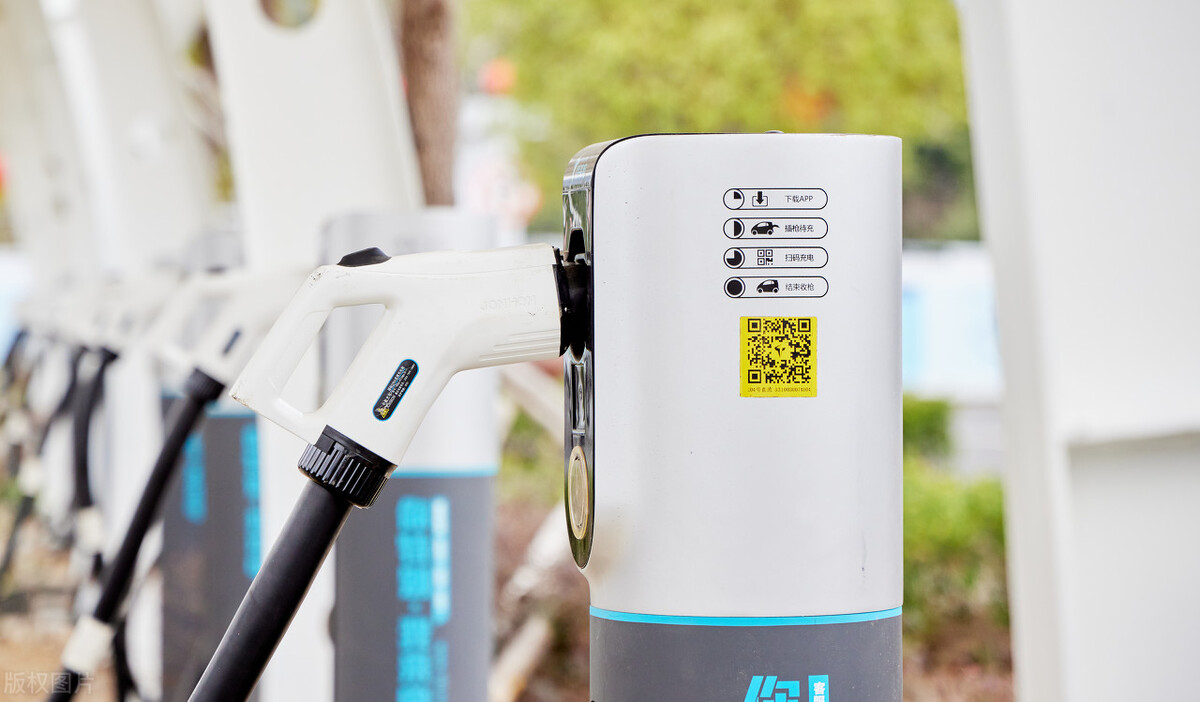 海南油价92汽油最新调整,海南汽油油价最新消息