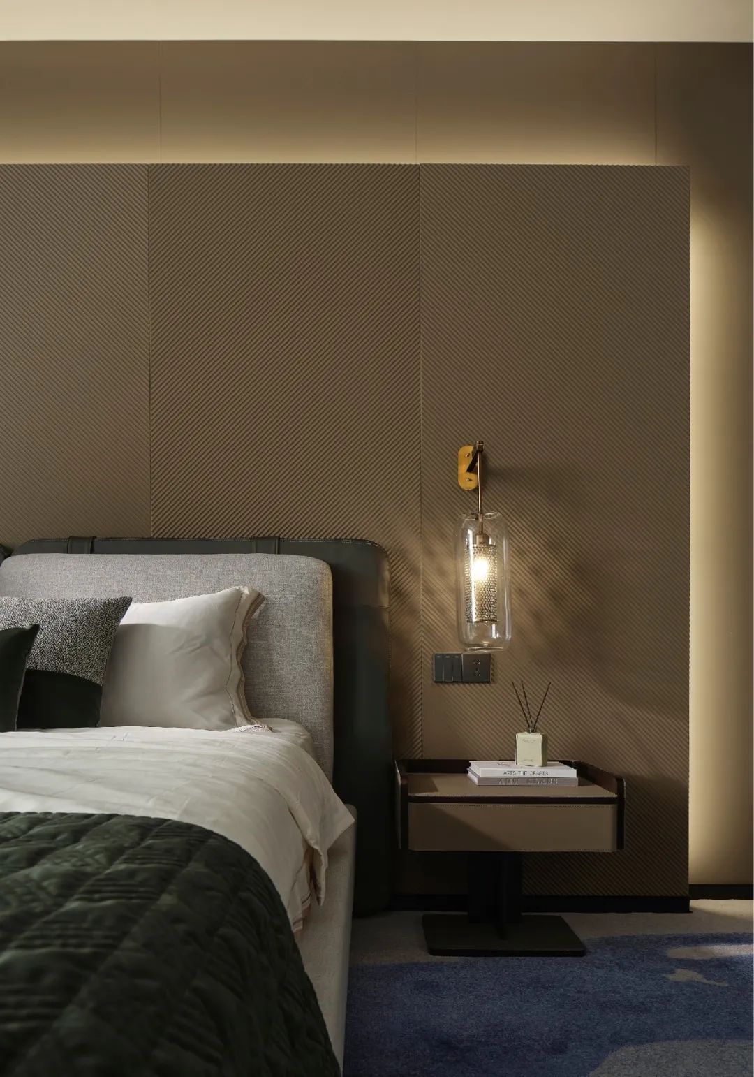 弧形极简高端办公室设计,时尚潮流办公室空间设计