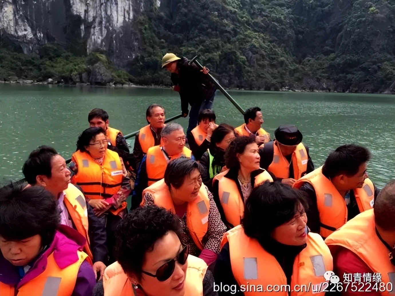 越南美女穿中国风旗袍,越南穿旗袍的民族美女