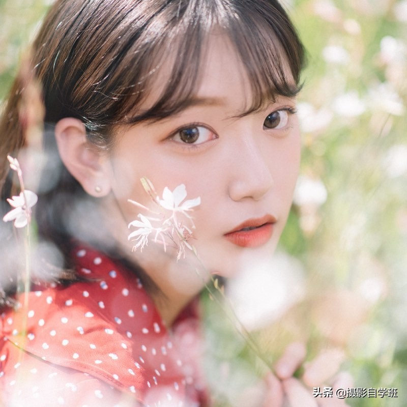 怎么拍显腿长全身照,怎么拍照显腿长不需要摄影师