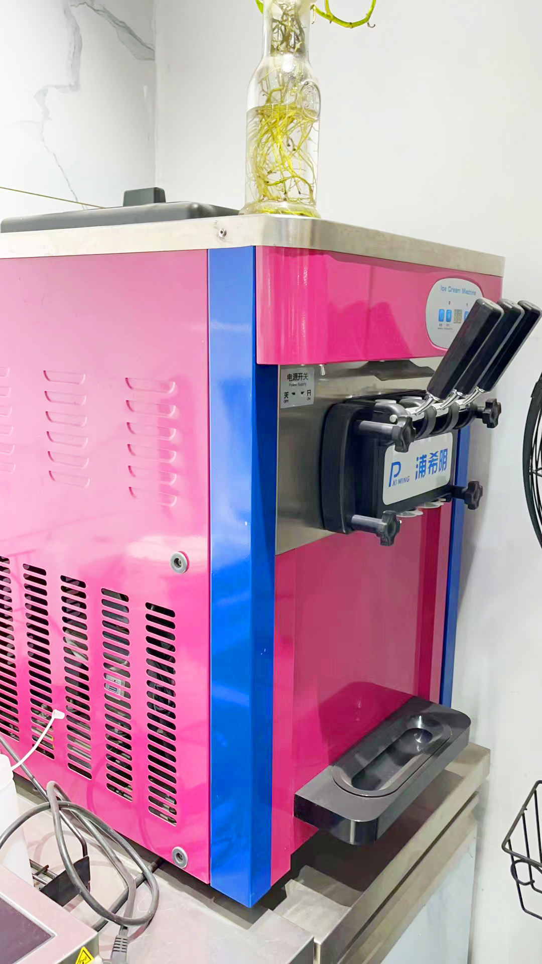 宜宾奶茶设备批发,宜宾咖啡奶茶原料批发